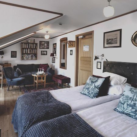 Hotell Gaestis Varberg Bagian luar foto