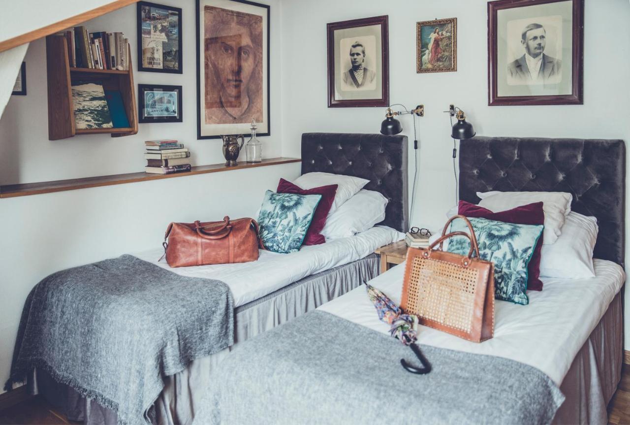 Hotell Gaestis Varberg Bagian luar foto
