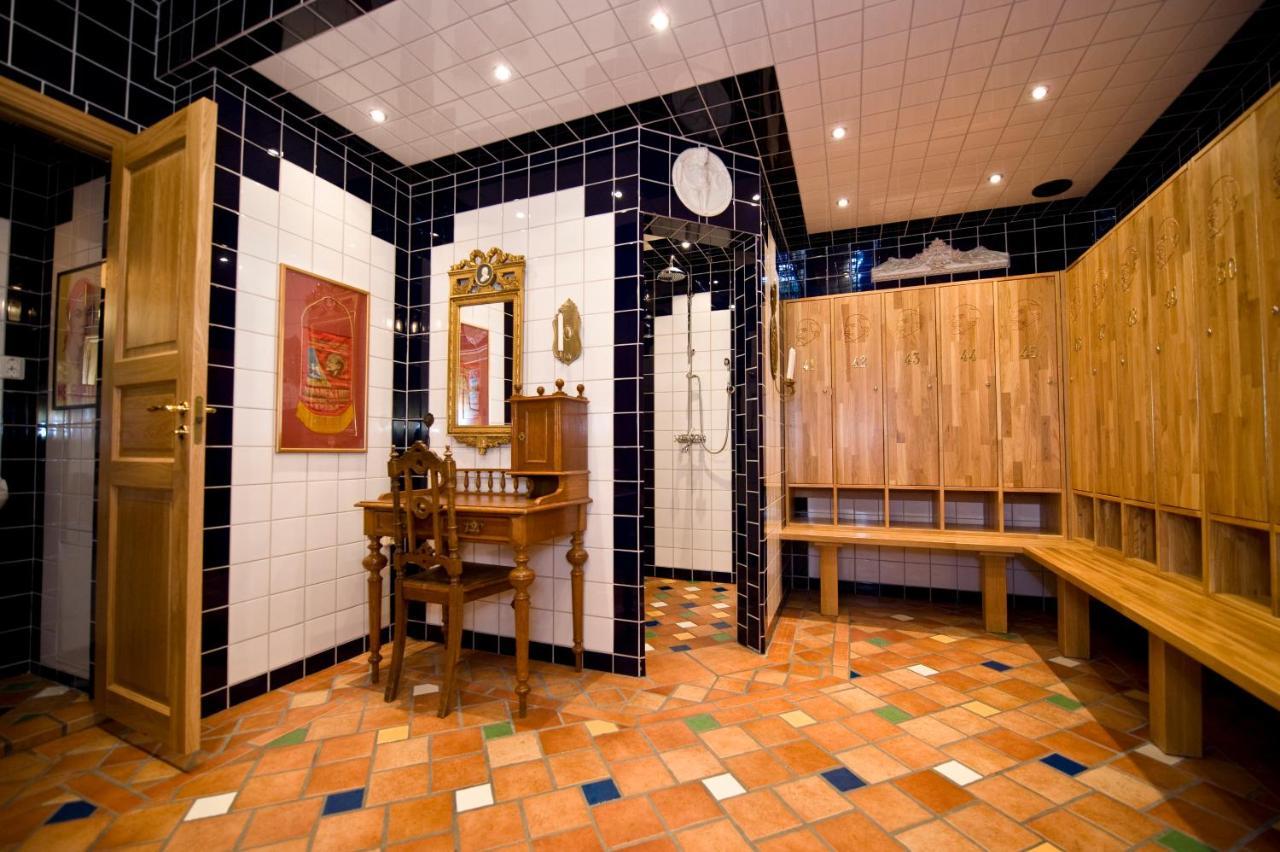 Hotell Gaestis Varberg Bagian luar foto