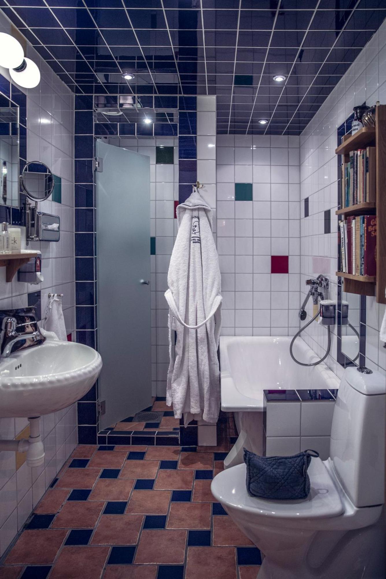 Hotell Gaestis Varberg Bagian luar foto