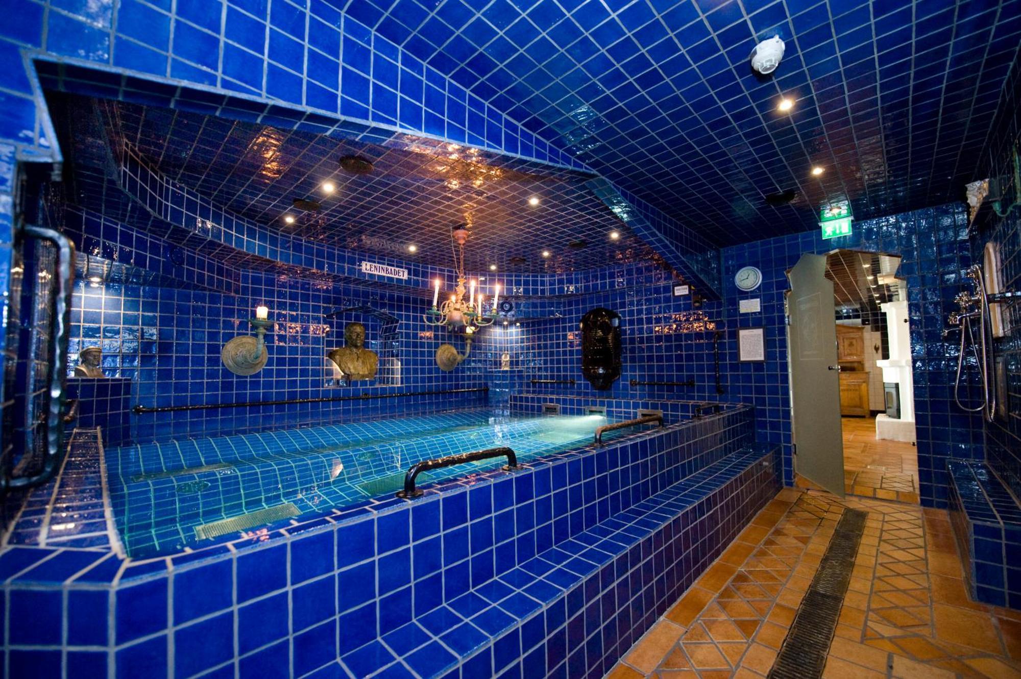 Hotell Gaestis Varberg Bagian luar foto