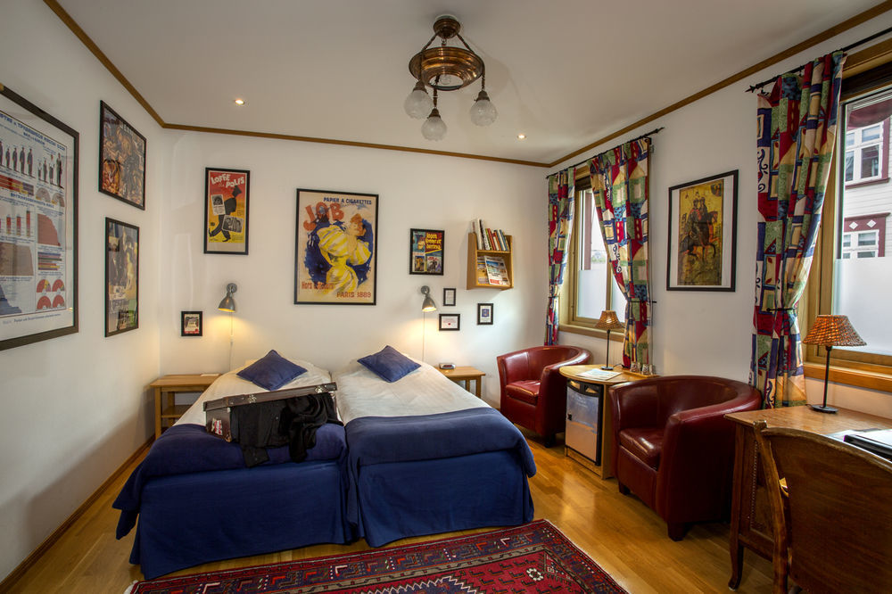 Hotell Gaestis Varberg Bagian luar foto