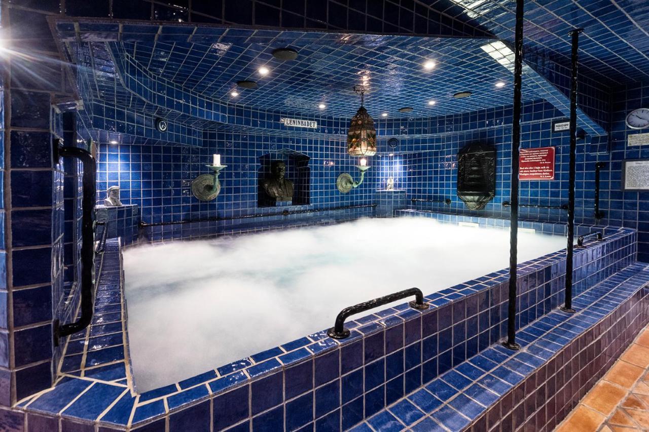Hotell Gaestis Varberg Bagian luar foto